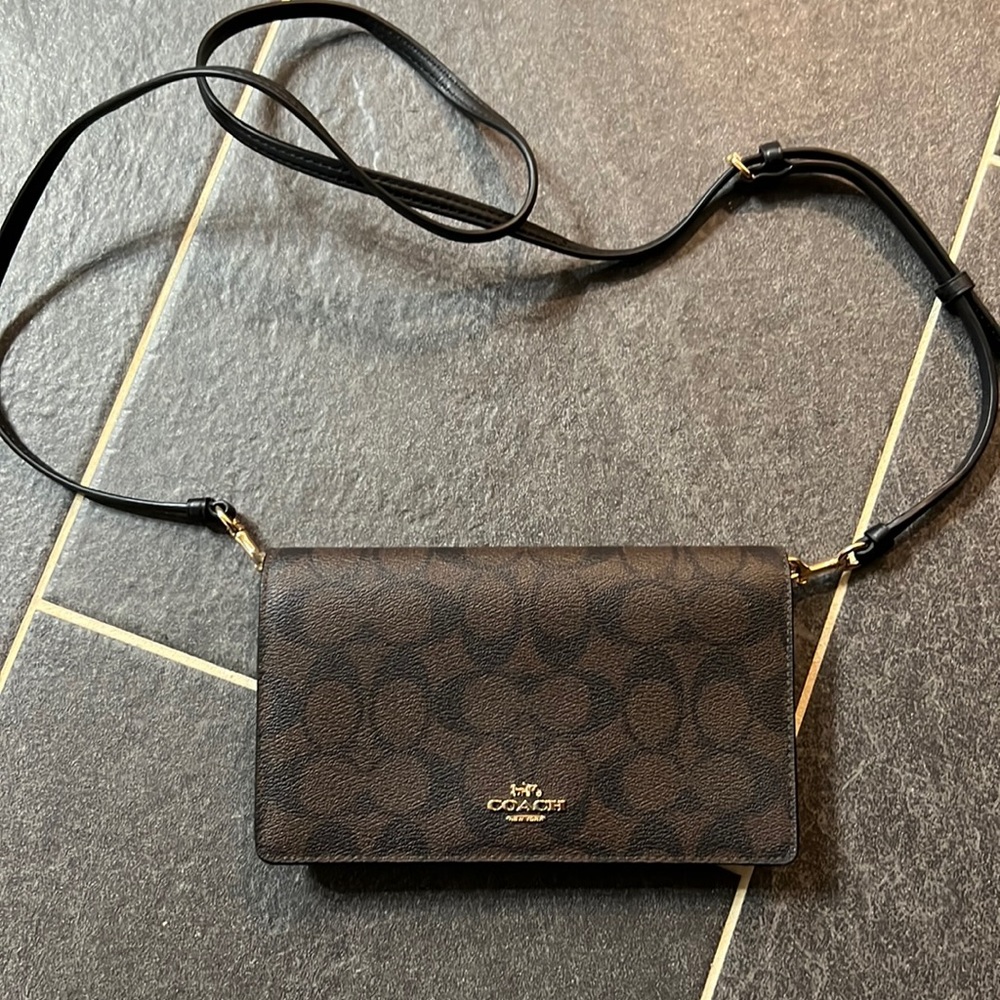Coach Anna Foldover Clutch Crossbody In Signature Canvas